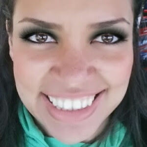 Meet your Posher, Tomya